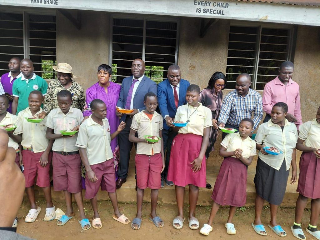 New lunch program at Bubuyera PS